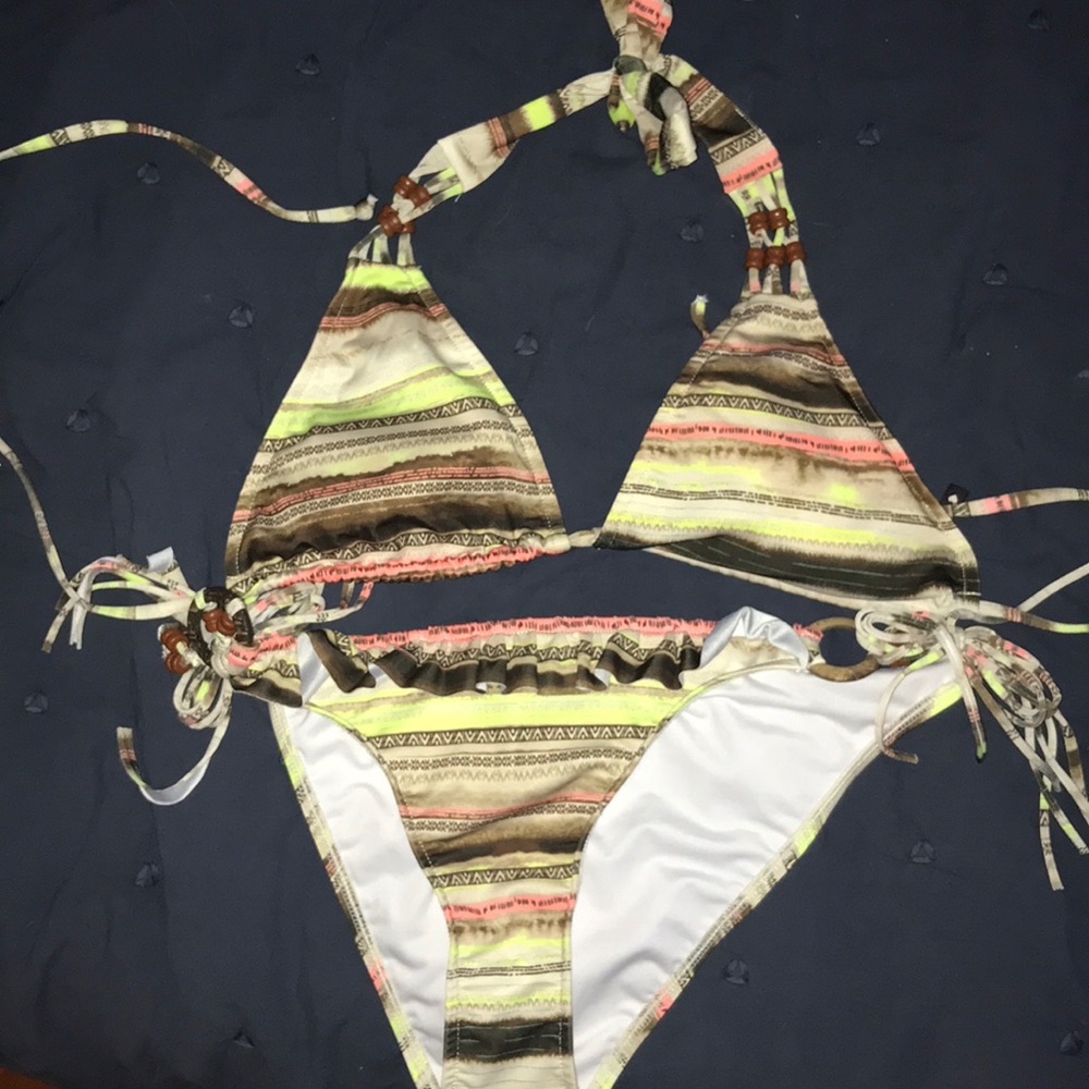 Bathing suit